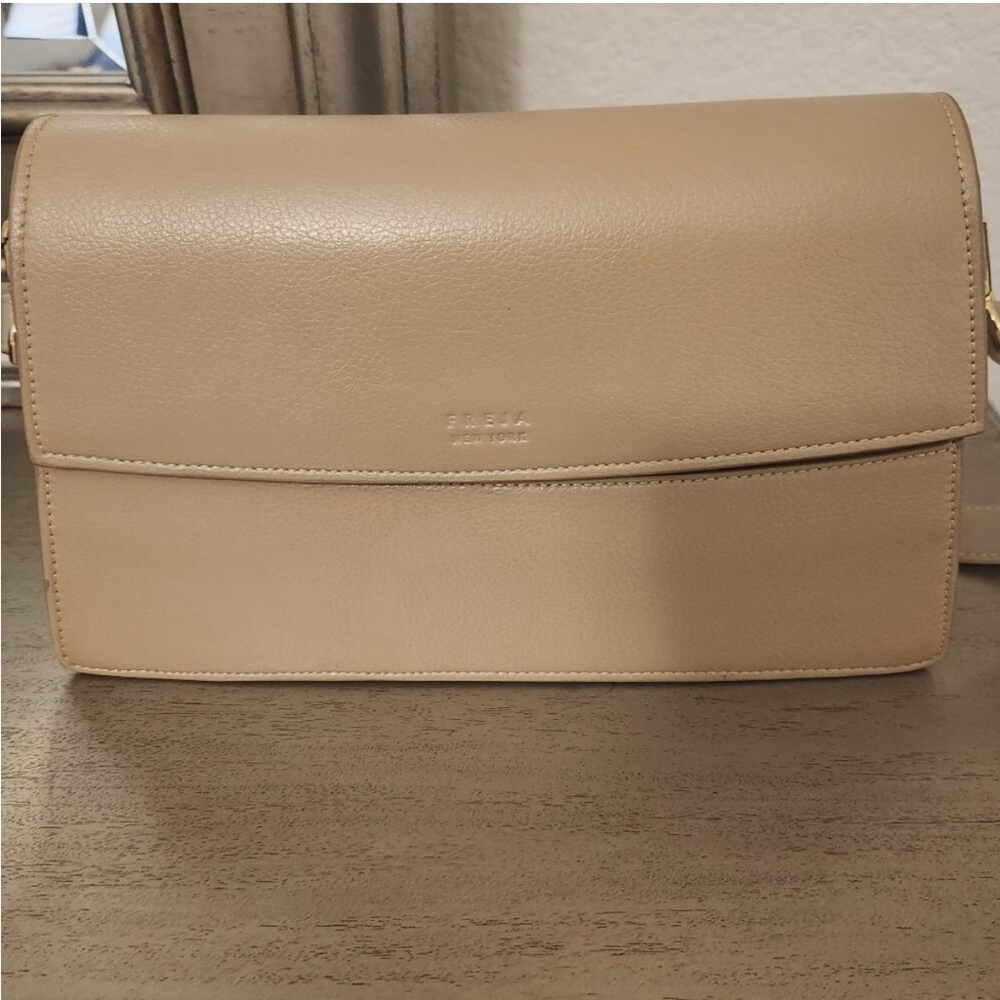 Freja NYC Classic Shoulder Bag Latte - Picture 4 of 9